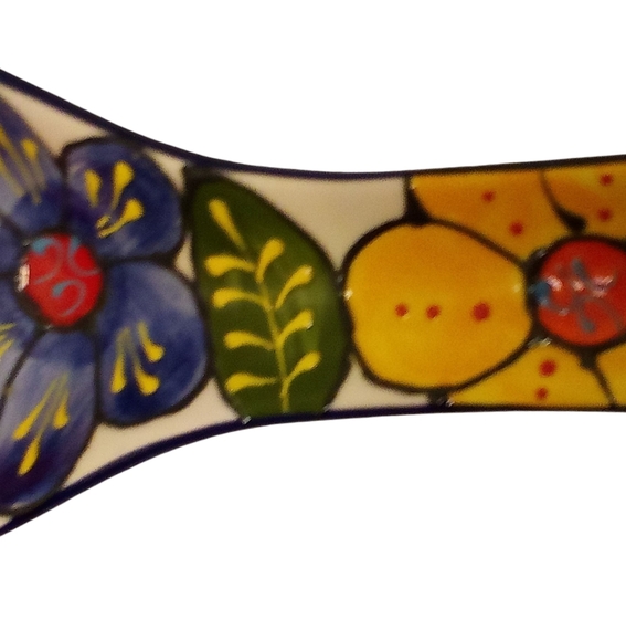 Del Rio Salado - Hand Painted Floral Embossed Spoon Rest. 10 1/2" Long, 4" Wide. - Picture 4 of 8